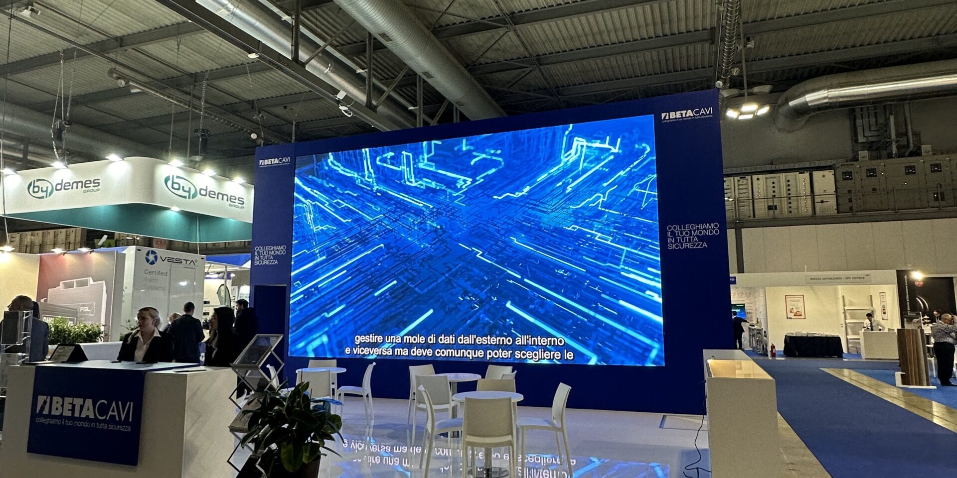 Illustrazione di un Ledwall in fiera